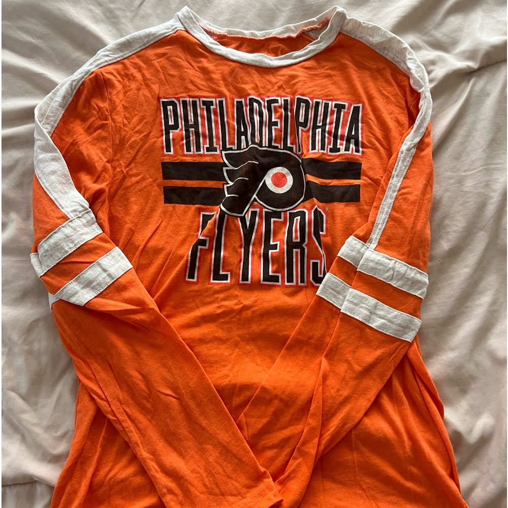 NHL Shop Flyers shirt, long sleeve, size medium